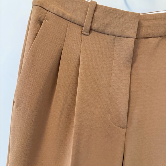 Aritzia Wilfred Effortless Pant size 6 tan - Picture 4 of 5